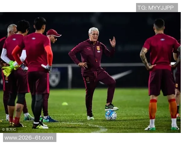 法比奥11月中超最佳球员荣誉加冕两场比赛斩获六球一助攻表现惊艳 法比奥11月中超最佳球员荣誉加冕两场比赛斩获六球一助攻表现惊艳