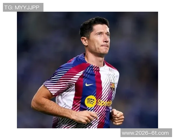 莱万伤情严重预计缺阵三到六周将无缘国家德比大战 莱万伤情严重预计缺阵三到六周将无缘国家德比大战