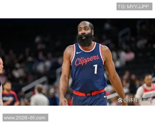 乌布雷半场表现惨淡5投全失仅获6篮板球队陷入困境