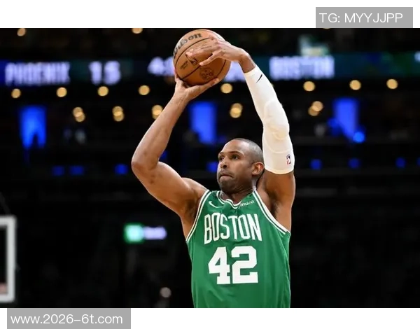 科尔分享二阵容控球策略强调多名控球手与霍福德的独特优势